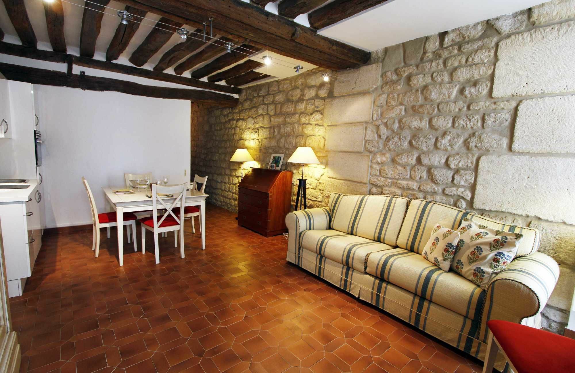 Designer - Saint Germain Apartment Paris